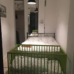 Apartment Cozy House With Parking And Garden Nizza